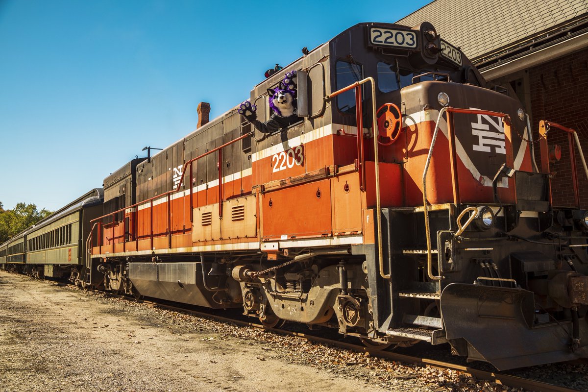 ZeekWolfy's tweet photo. Some new developments have occurred! Like train tracks shifting, my plans got shifted. Thus my new route includes attending ANE this week! See you all there! 🔜🚂 🥳🎉 @Anthro_NE #ANE2023 https://t.co/O8fClSgLCy