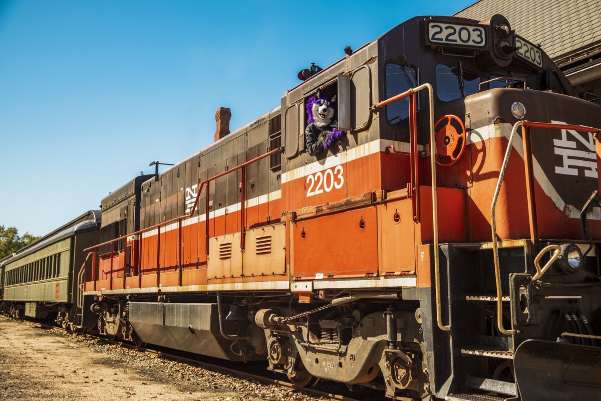 ZeekWolfy's tweet photo. Some new developments have occurred! Like train tracks shifting, my plans got shifted. Thus my new route includes attending ANE this week! See you all there! 🔜🚂 🥳🎉 @Anthro_NE #ANE2023 https://t.co/O8fClSgLCy