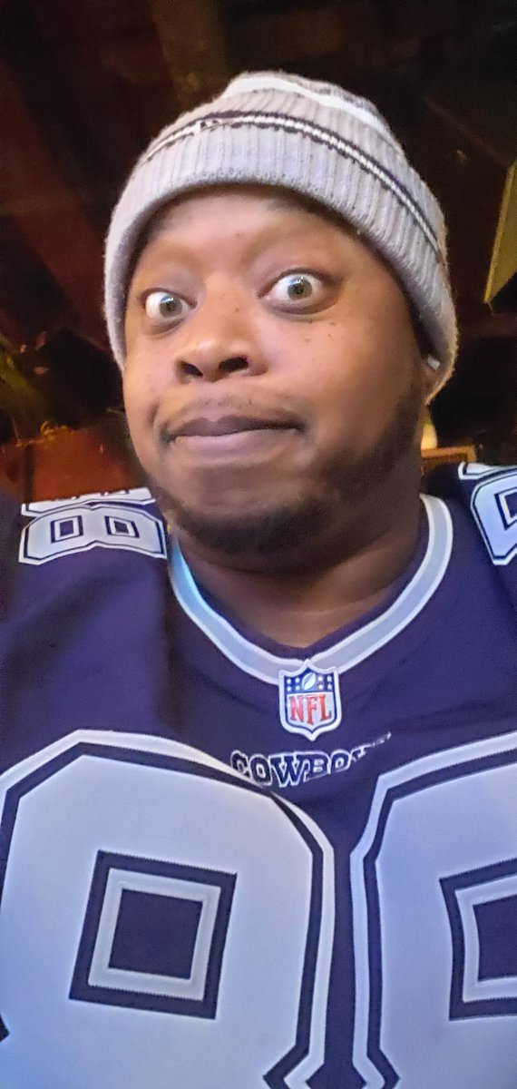 TrevMoney83's tweet photo. Here we go!!!!!!!!!! #notnervousatall #maybejustalil #DC4L #wildcardweekend #DALvsTB https://t.co/onazG9tM7l