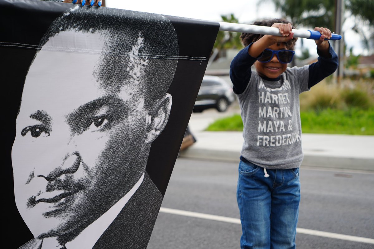 SanBernardinoPD's tweet photo. #MLK DAY – PARADE & EXTRAVAGANZA
The 3rd annual MLK Day parade was another remarkable event! The route was from Graciano Gomez Elementary to Arroyo Valley High School. There were vendors, entertainment, food, music, and a #parade
#StandardOfExcellence
@SBPD_CHIEF https://t.co/NmobEIdGQI