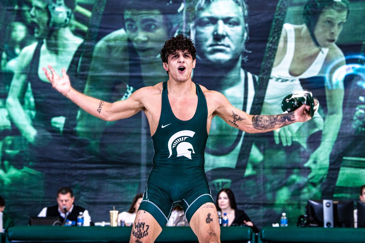SJanicki Photo On Twitter Michigan State Vs Michigan Photos Are Up 
