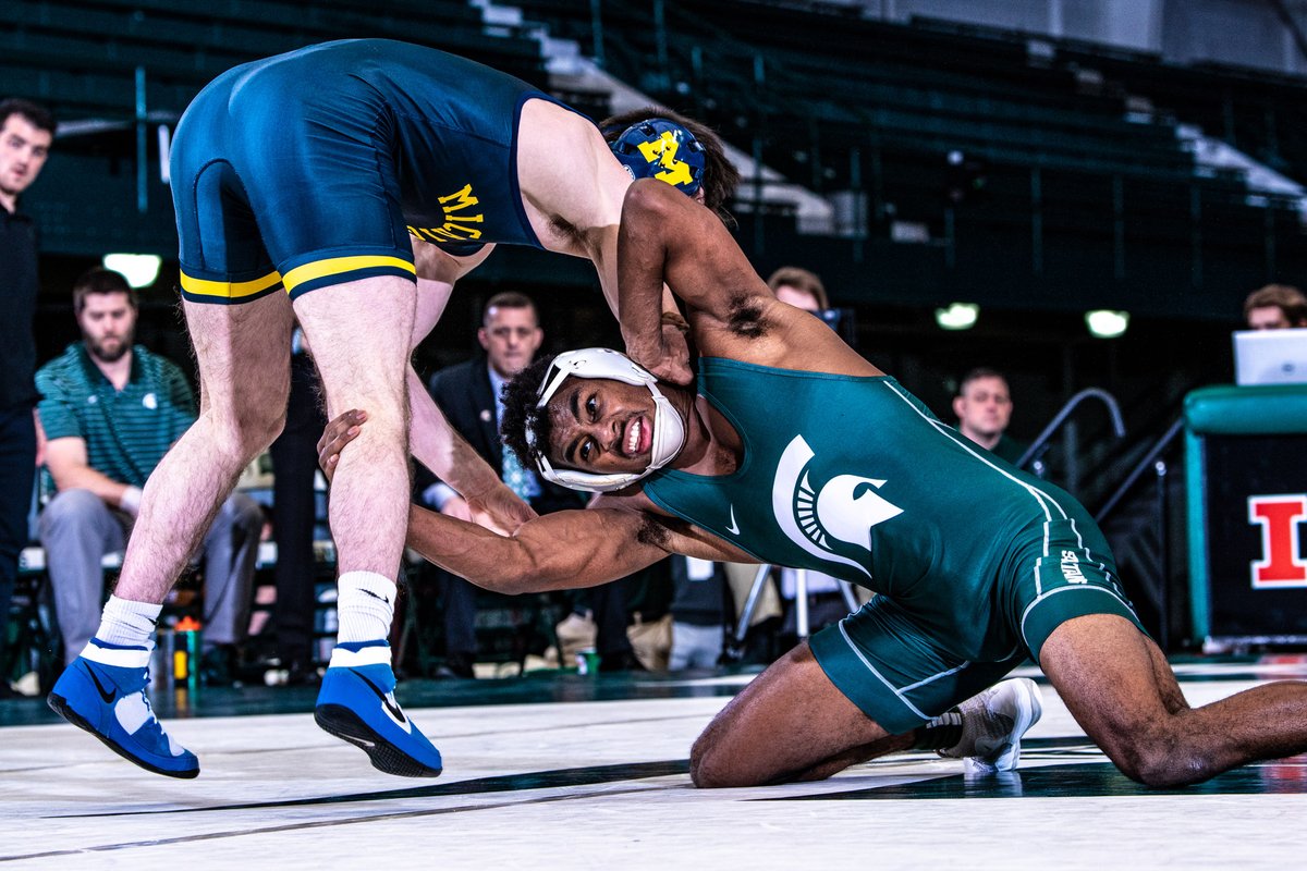 SJanicki Photo On Twitter Michigan State Vs Michigan Photos Are Up 