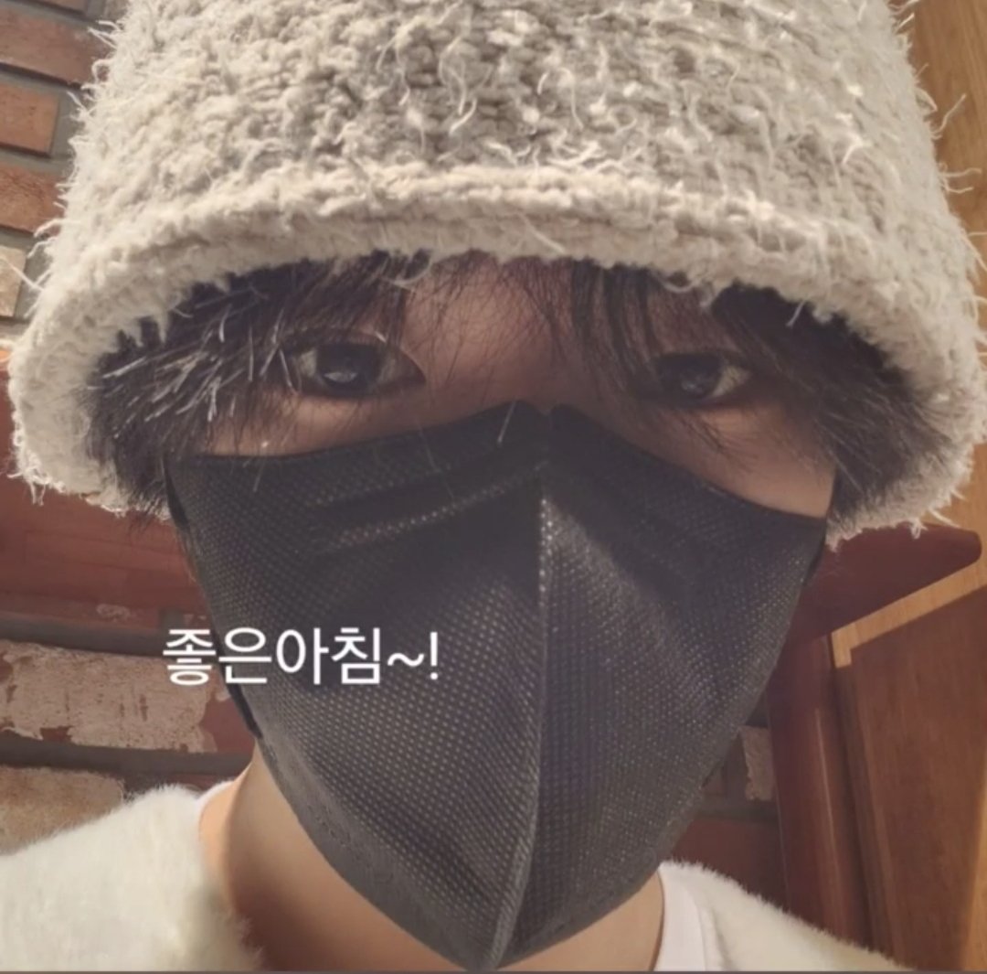 Fmow19saEAA9q-j?format=jpg&name=medium