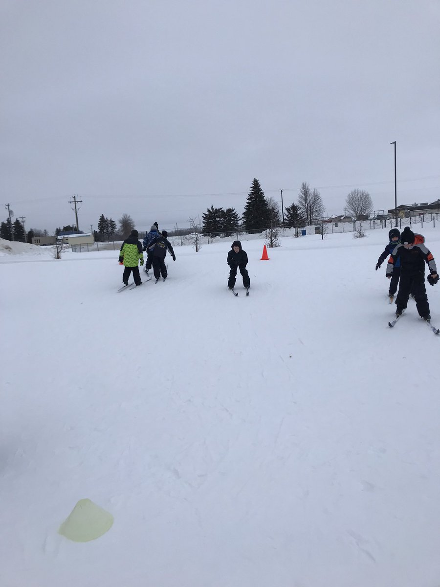 Natalie49894559's tweet photo. @HTS_LSSD Ss enjoyed our “hill” training session. https://t.co/7FEKeKhCXt