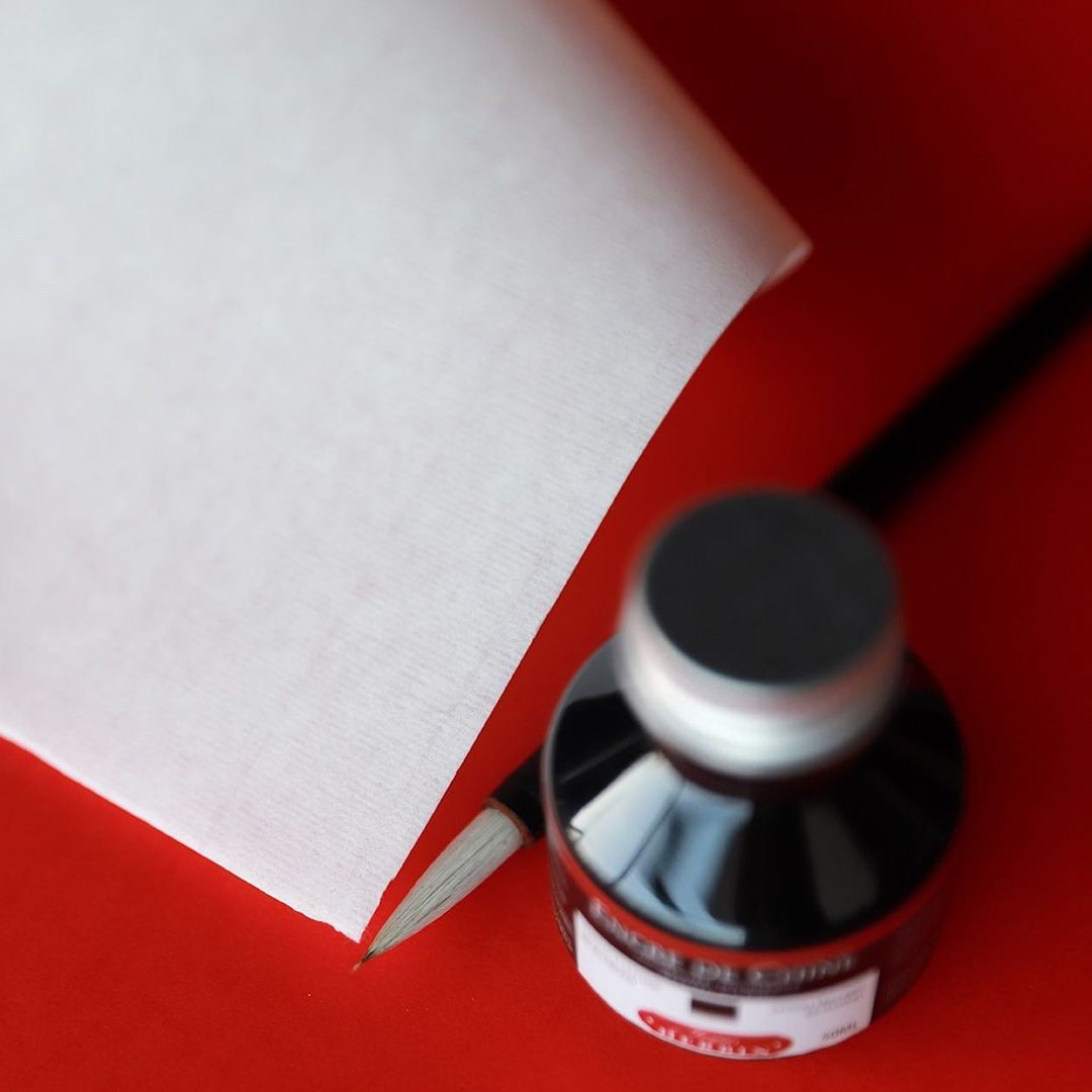 JacquesHerbinUS's tweet photo. 🧧🐇 #HappyChineseNewYear to all our cool #writers, #calligraphers, #penmen, #penartists, #inkartists!
The time has come for you to get out this beloved Chinese ink (Encre de Chine in French) and this authentic goat hair brush for a little bit of practice!✍️ https://t.co/o38wtK8FNv