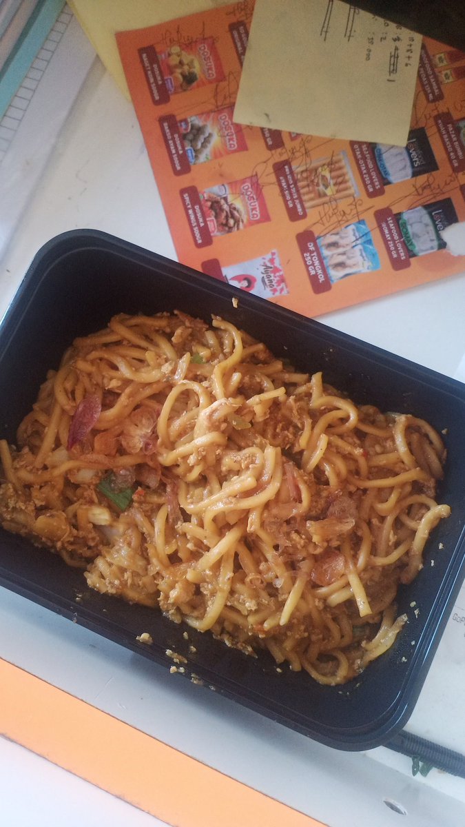 TriYuliaSari1's tweet photo. @FOOD_FESS Mie jawara kopi sheo dabest bgt hahaha https://t.co/69O5VWai2D