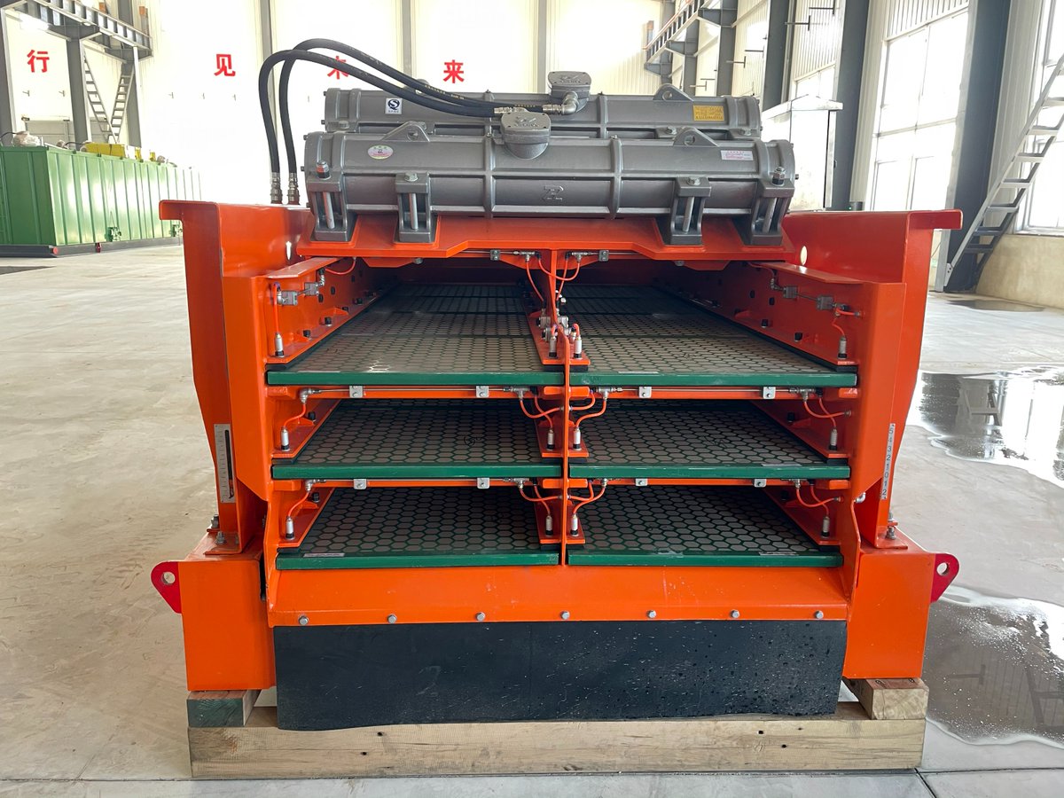 yyw1008611's tweet image. #Doubledeckshaleshaker #Tripledeckshaleshaker
#solidscontrol #manufacturer #machinery
This newly designed double-deck shale shaker and triple-deck shale shaker can focus the function of traditional shale shaker+ desander +desilter together, the more spaces will be saved.
