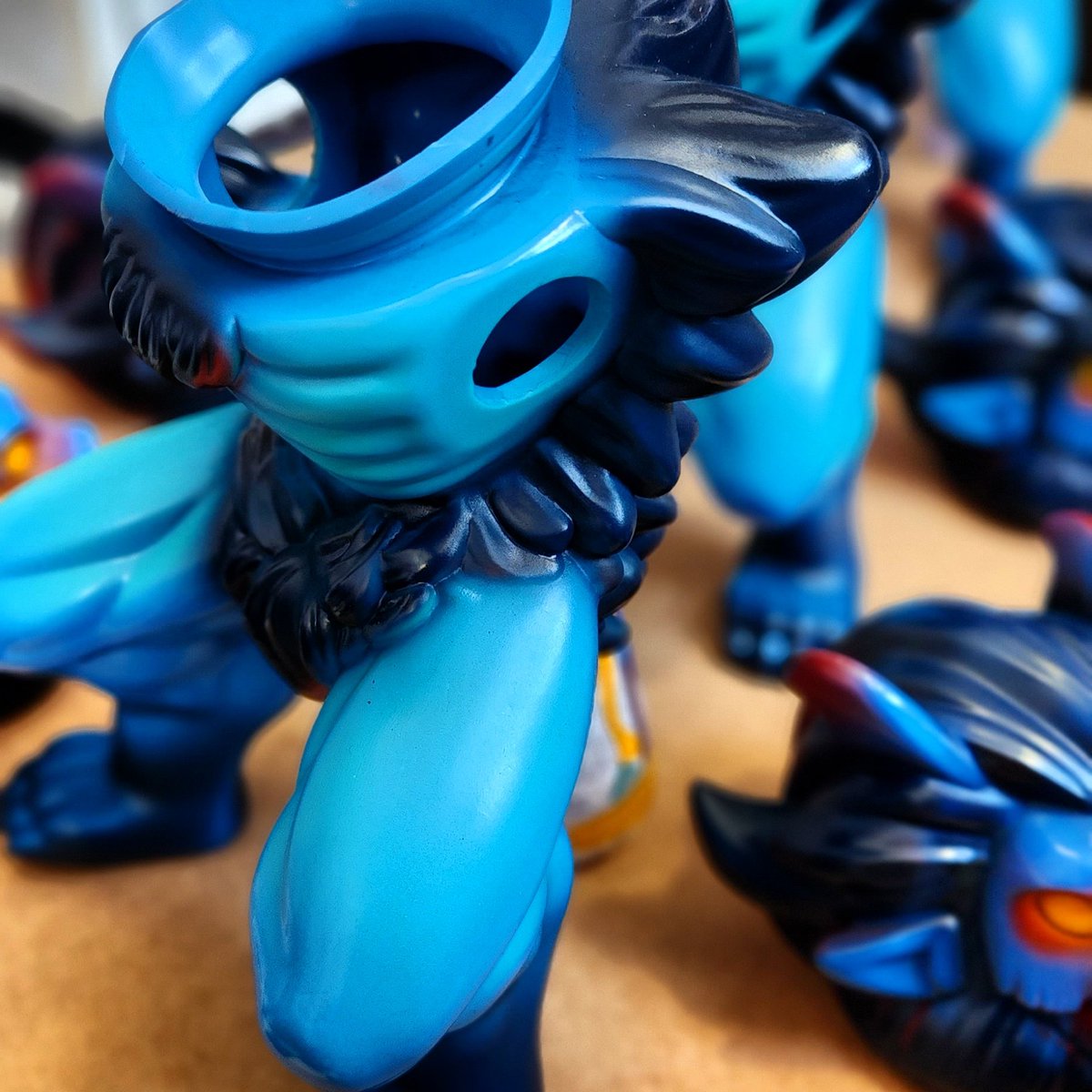 ZNGtoys's tweet photo. Getting ready to announce the first online release of Grave King.

#graveking #webelongdead #deadkingswillrise #zng #zngtoys #softvinyl #softvinyltoy #sofvi  #sofubi #arttoy #designertoy #kaiju https://t.co/q3UMggB9nF