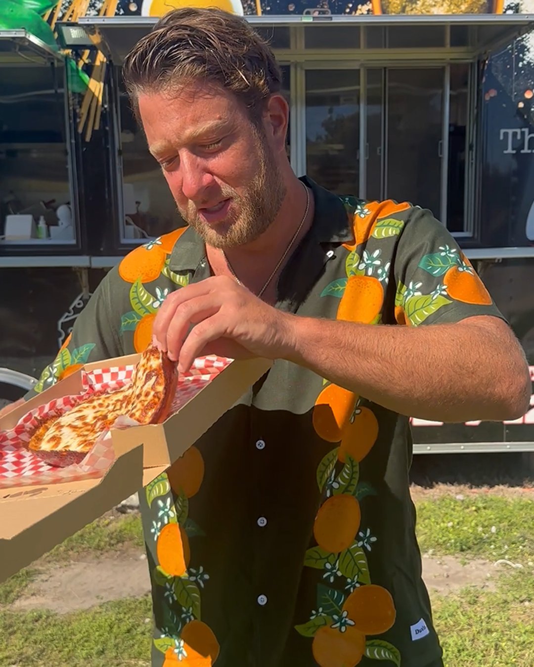 Dave Portnoy on Twitter "Barstool Pizza Review The Pizza Slice (Key Largo, FL) https//t.co