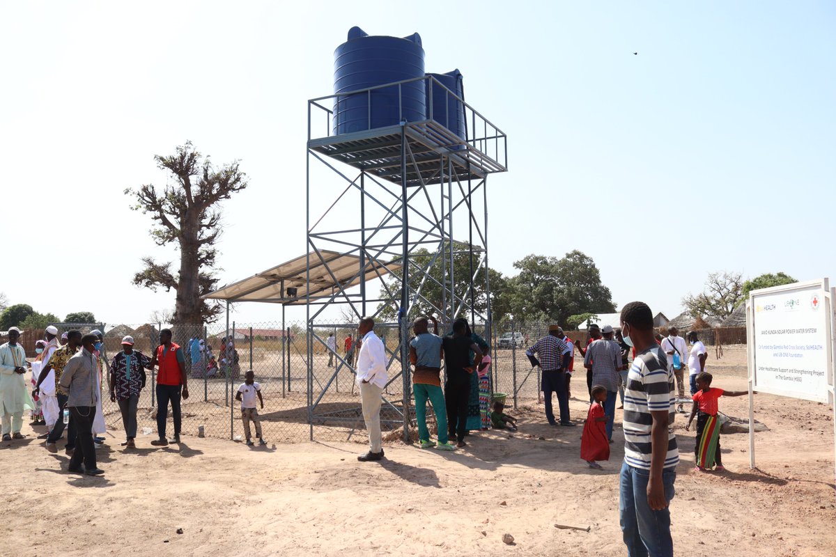 GambiaRedCross's tweet photo. Yesterday, @GambiaRedCross, @SolHEALTHteam and #UB-One handed over the 2nd borehole to the community of Jawo Kunda in #CRR.
Through the #HSSG project, we have trained 65 Community Health Nurses to also provide health care services at grassroot level. https://t.co/kNWwccRXMf