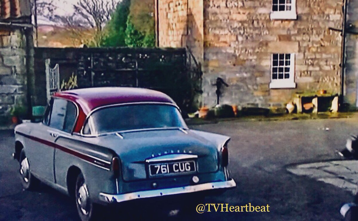 TvHeartbeat's tweet image. For #TailEndTuesday; it’s Dr Merrick’s #SunbeamRapier. A really classy car and it suited Liz. I’d love to know where it is now…as with many #Heartbeat cars though, it’s on false number plates.@Sunbeam_Rapier ❤️
