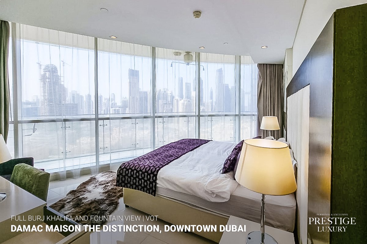 Burj Khalifa views from this 2 bed, 2 bath apartment in Downtown Dubai! AED 2,900,000.

✅ Furnished
✅ 1240 sq. ft
✅ Floor to celling windows
✅ Fantastic balcony views

Find out more and book your viewing: bit.ly/3H9Go8h