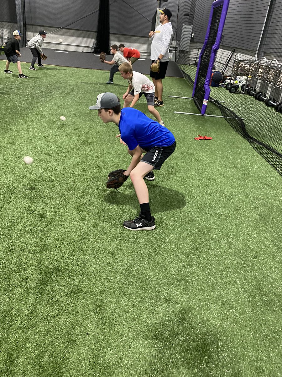 canes540Lewis's tweet photo. Boys putting in some work! @FocusPerformVA @canes540Lewis #workhard #madeintheoffseason https://t.co/uvNmadLFjW