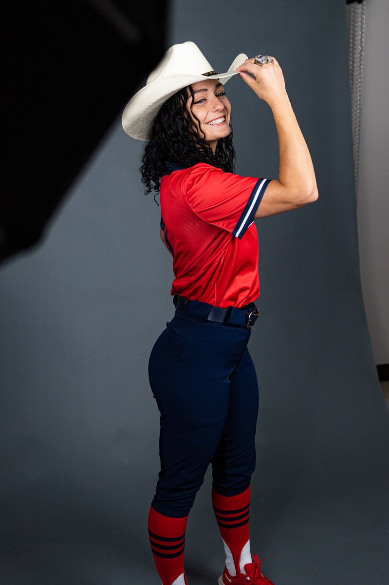 Softball Cats 🤝🏼 Media Day