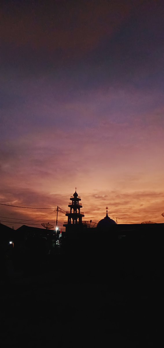 puttrr_26's tweet photo. Pematang siantar, Sumatra Utara♥️ https://t.co/UIYS3SUM99