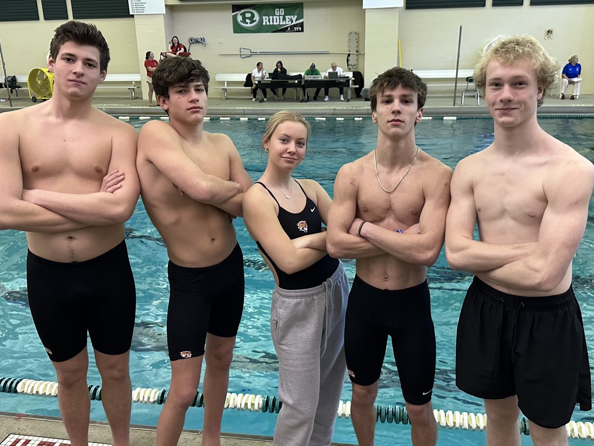 MNcoachkayla's tweet photo. The MN Dive team competed at the @RidleySwimDive MLK Diving Invitational today! Congrats to @DelaneyBehl2025 and Ethan D’Angelo for their 7th &amp; 5th place finishes! @MNAthletics https://t.co/jHdS5kkq0L
