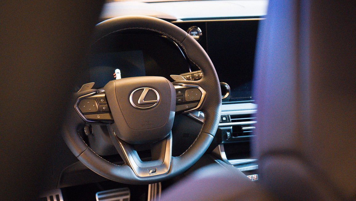 bwvelocityph's tweet photo. Pictured here is the top-spec RX 500h F Sport (P6.668 million). [Via @kapmacedaaguila]

#BWVelocityPH #lexus #lexusph #lexusrx https://t.co/j6Q31X96oR