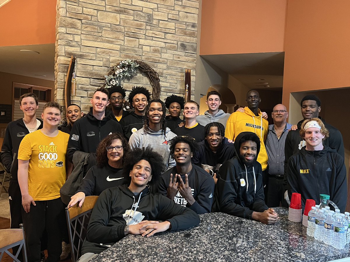 Celebrating a special day, with special people. Thank you Stephanie and Tim Connolly. Panther Proud 💛

𝐻𝒶𝓅𝓅𝓎 𝑀𝐿𝒦 𝒟𝒶𝓎 !!!