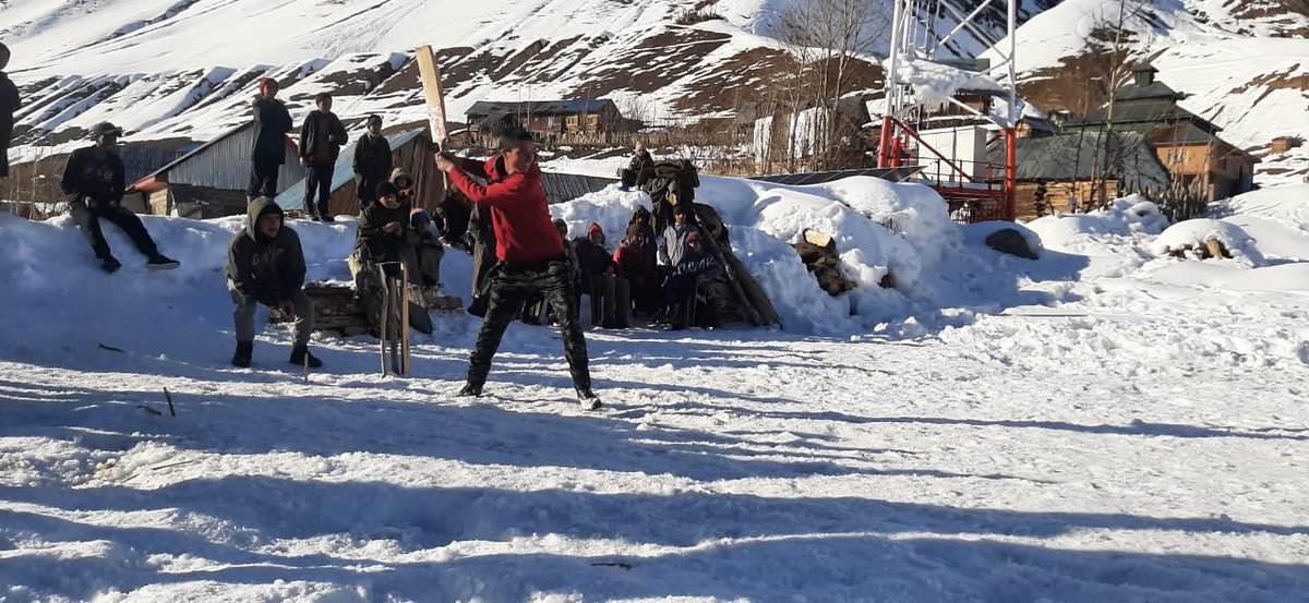 sunilku78393171's tweet photo. #WinterSportsinKupwara https://t.co/CqmK1zF4zr