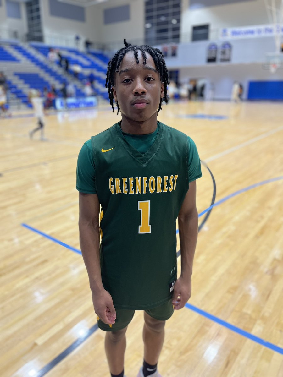 MathurineAgency's tweet photo. Michale Robinson 5’8 G 2024 (Greenforest)

-coming off MVP honors at  #GaInterstateHoopsClassic MR responded the same way today knocking down some big shots. What he lacks in size he makes up in efficiency on the floor and he continues to step up for Gf. 14pts in tough L https://t.co/bHVj9JFVCA