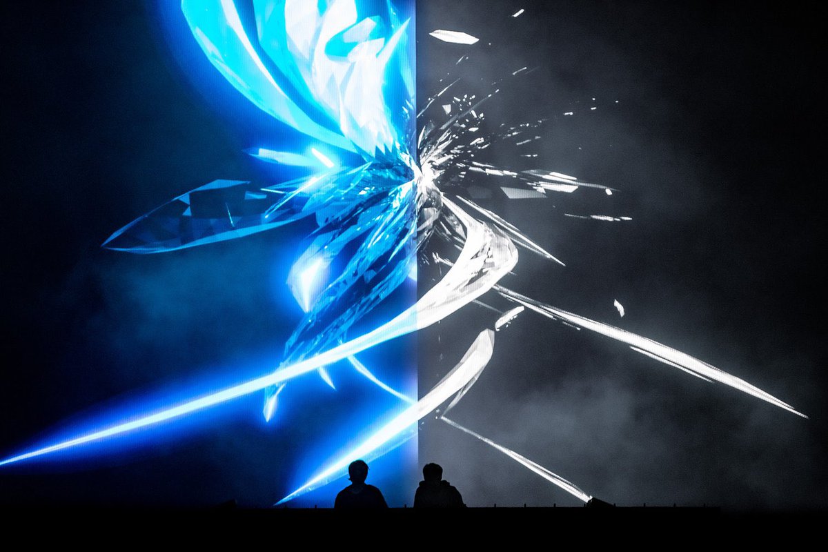 dancingastro's tweet photo. Both @porterrobinson’s Nurture Together live and @virtual_self B2B @gjonesbass at Second Sky are now available in HQ 💠

SiriusXM unexpectedly streamed both and no confirmation rn about any other sets | 📸: @NancyDHuynh https://t.co/QLfx4zFFZL https://t.co/dxPwoGdcFQ
