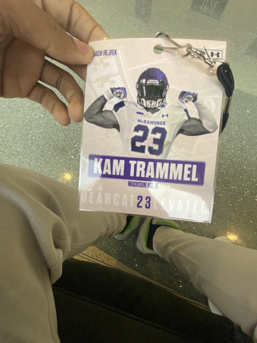 Had a great opportunity to visit <a href="/Mckendree_FB/">McKendree Football</a> today, really appreciate it coaches for making me feel welcomed <a href="/CoachRejfek/">Jason Rejfek</a> <a href="/CoachTaia_33/">Opetaia Tuiava</a> <a href="/MikeBabcock44/">Mike Babcock</a> @_thomas_jenkins