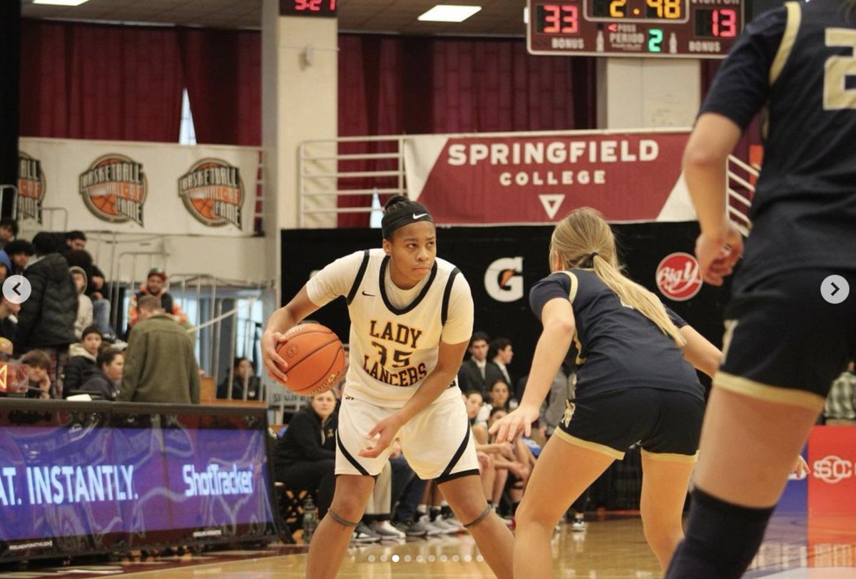 Day Five was 🔥 with a packed house!! But for now it's a wrap until next year for another #spalding #hoophallclassic event, only at the #birthplaceofbasketball. 

<a href="/hoophallclassic/">Hoophall Classic</a> <a href="/bronny/">Nicole</a> #HHClassic #springfieldcollege #spalding

📸: <a href="/thespfldstudent/">Springfield Student</a>
3h