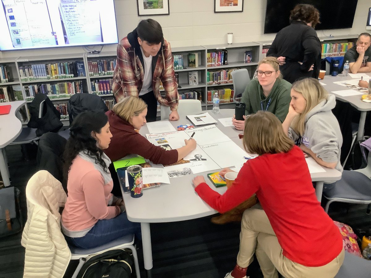 NancyRoncke's tweet image. High school students and teachers working together during our literacy Winter Institute #explorationreports #reciprocallearning #amazingeducators @waukeshaschools