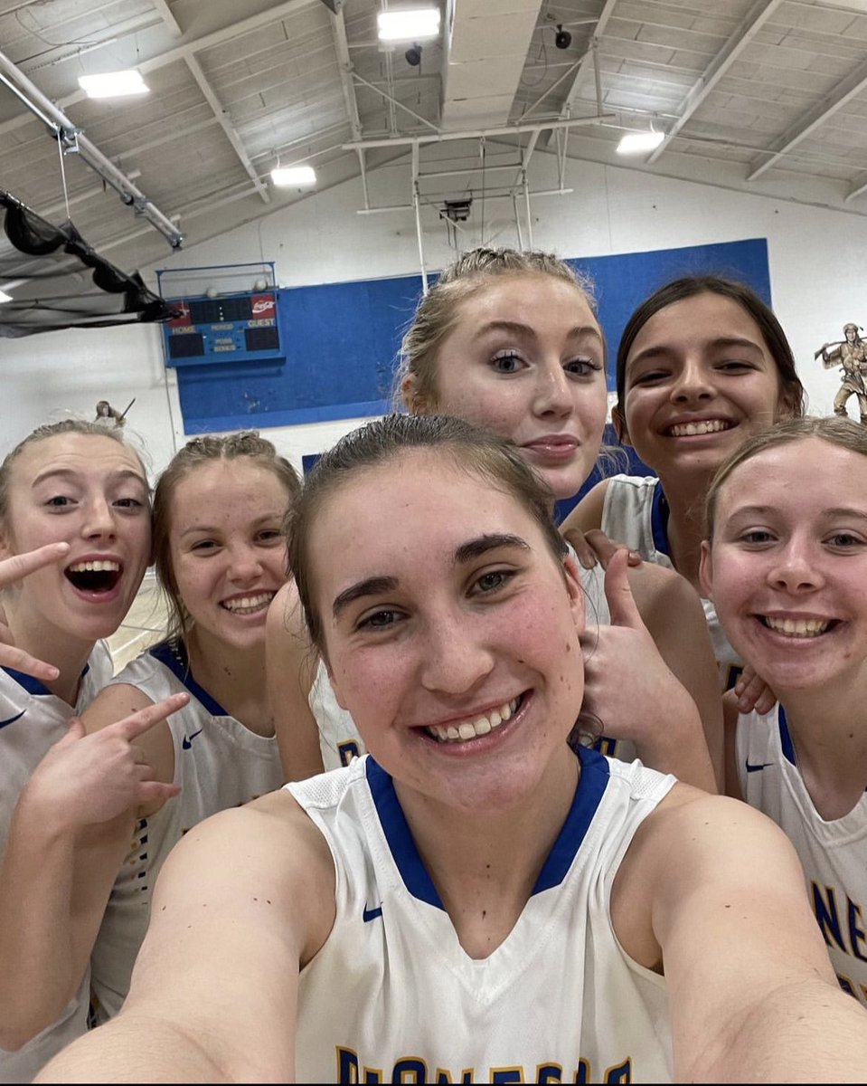 WGAthleticsPA's tweet photo. With tonights win against Mapletown, our girls improve to 5-0 in section play keeping them at the # 1 spot! Under the new leadership of Coach Crouse, key players; Kasie Meek, Taylor Karvan and Lexi Six are in hunt for the programs 7th consecutive section championship… https://t.co/Z440ZeZqBr