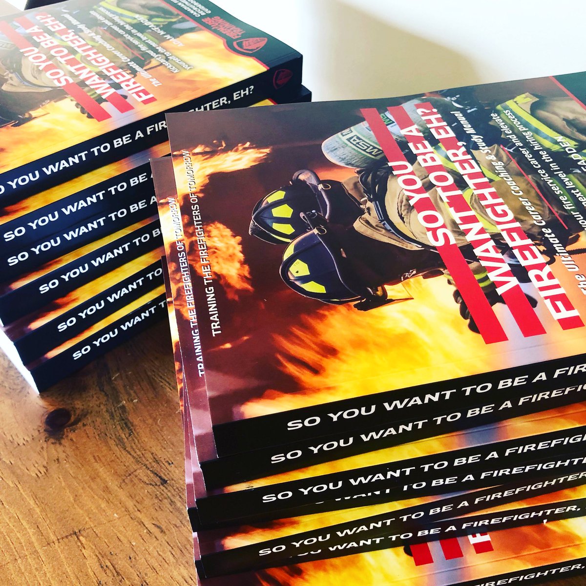 FirehouseTrain1's tweet photo. Stacked!

Ordered, printed and delivered.📚 
...
...
#firecareers #recruitmentguidebook #chapters #indigo #bookdiscount #preservicefirefighter #firestudent #trainyourprobie #mailingday https://t.co/Oldi3fiHnL