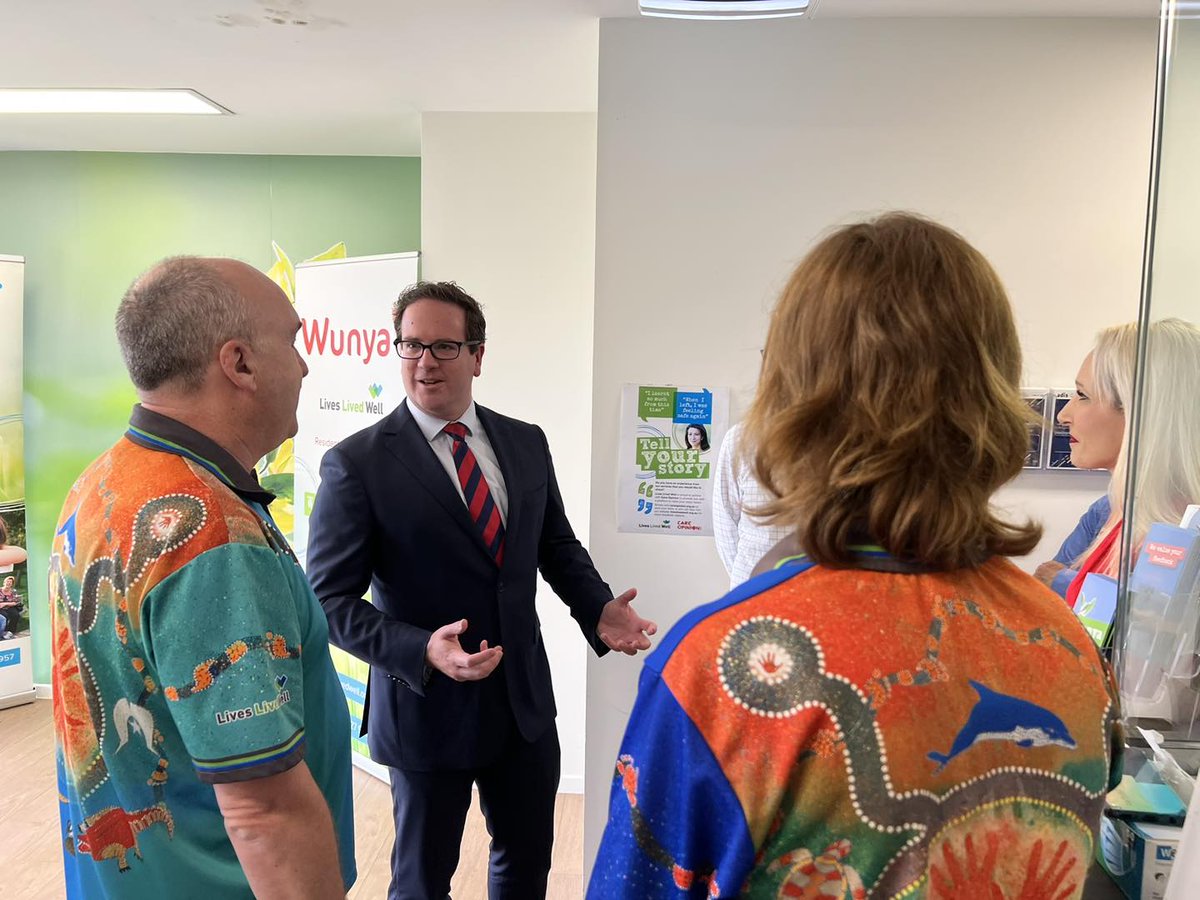 DVAAus's tweet photo. Congratulations to @LivesLivedWell on their selection as lead organisation to develop the next Veterans’ and Families’ Hub in Southeast Queensland.

This hub will deliver a range of tailored services to the local defence &amp; veteran communities.

Learn more: https://t.co/eoud4gaVzb https://t.co/WTidPeYaC3