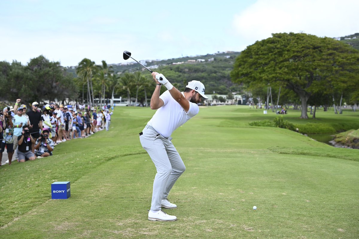 Hayden Buckley tweet media