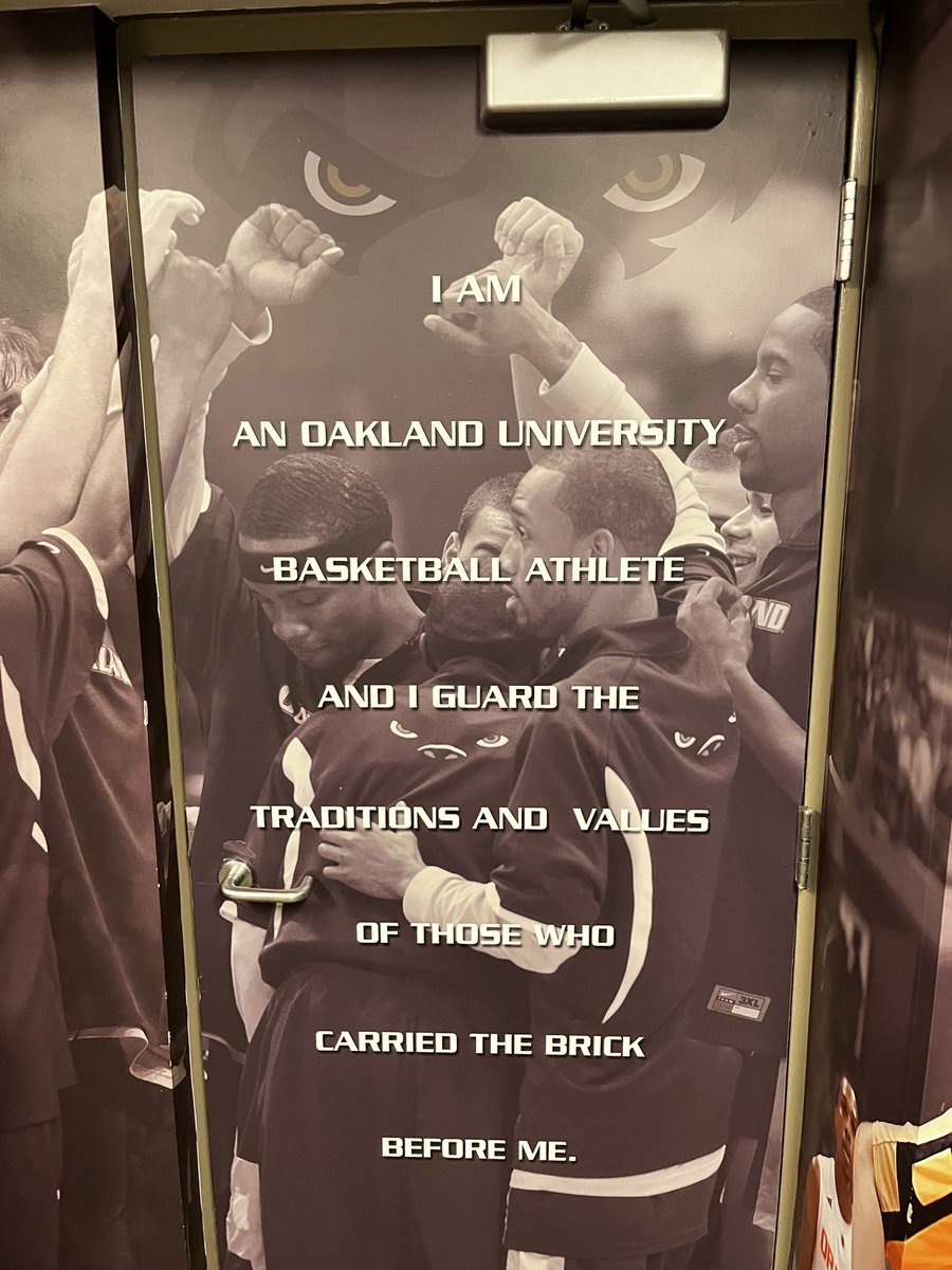 borcherdt's tweet photo. Spent a great day at my old stomping grounds at Oakland University with my daughter Lyndsay Borcherdt at their soccer ID camp. What an amazing job they have done with renovations over the past 3 decades! Even got to go on Coach Greg Kampe’s radio show! @OaklandWSOC @KampeOU https://t.co/diwZ7Lu4cW