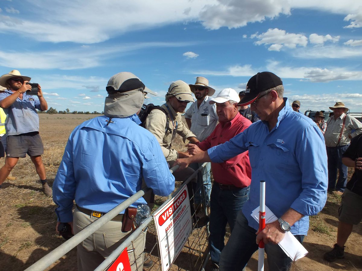 jo_noCSG's tweet photo. Just a reminder, this is what happened last time somebody from the @LiberalNSW granted an ATS to a company that wanted a gas pipeline in NSW. Sent packing by community & we will do it again #CSG #AUSpol #NSWVotes https://t.co/38nyAHcDVf