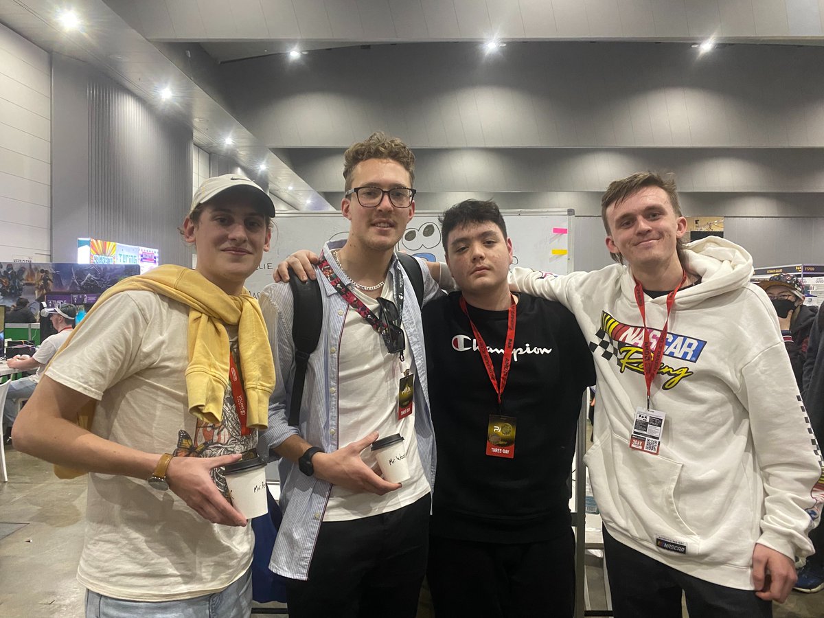 FullSendSpl's tweet image. Jack rejected a 10k SALARY to be amongst our ranks, so you know we are the real deal...

It’s time to FULL SEND! ➡️

Introducing:
@will_perkss 
@ShockWavee03 
@jak_sbd 
@Liam_0310