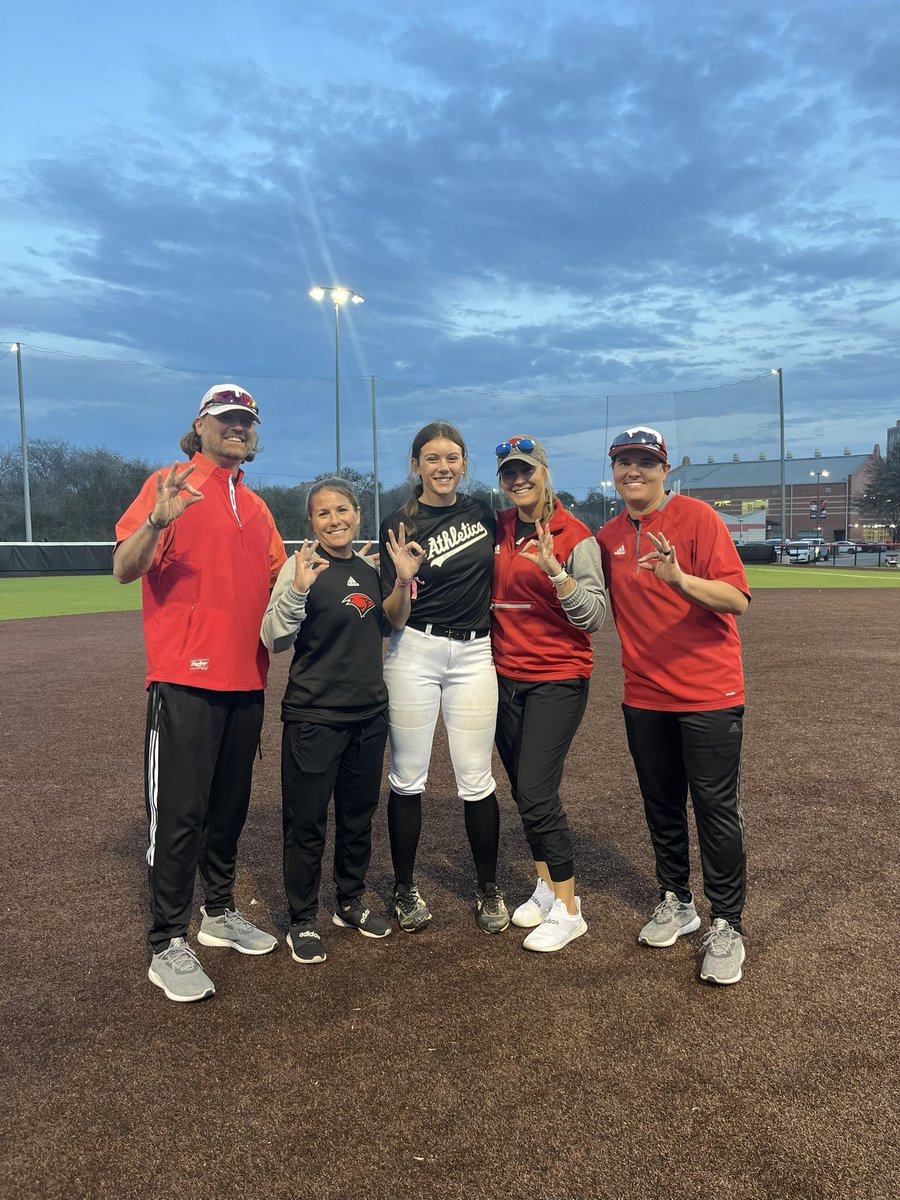 Mackenzie Boullon 2024 (@mackenzie_2024) on Twitter photo Thank you to the coaches at <a href="/UIWSoftball/">UIW Softball</a> for hosting such a fun and impactful camp. I absolutely loved San Antonio, the coaching staff, and of course the top tier softball program! <a href="/hunter_bunch10/">Hunter Bunch</a> <a href="/robynleightonn/">Robyn Leighton</a> Thank you to the coaches at <a href="/UIWSoftball/">UIW Softball</a> for hosting such a fun and impactful camp. I absolutely loved San Antonio, the coaching staff, and of course the top tier softball program! <a href="/hunter_bunch10/">Hunter Bunch</a> <a href="/robynleightonn/">Robyn Leighton</a>