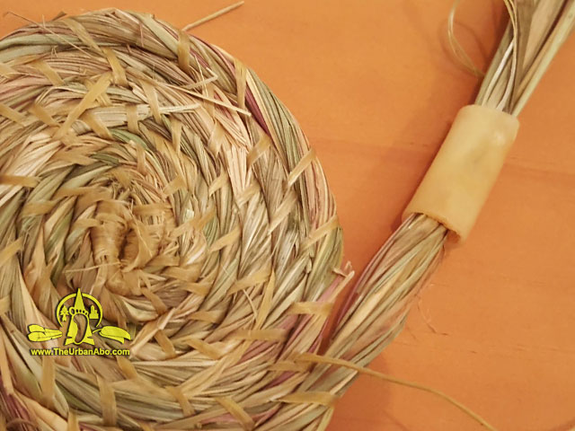 TheUrbanAbo's tweet photo. [FREE TUTORIAL] How to: Make a Bone Gauge for Coiled Basket Making >> https://t.co/VwTUq589Gu #survival #survivor #primitiveTechnology #bushcraft #prepper #SHTF #basketry #bonetools #coiledbasketry @TheUrbanAbo https://t.co/TW5QAepJf5