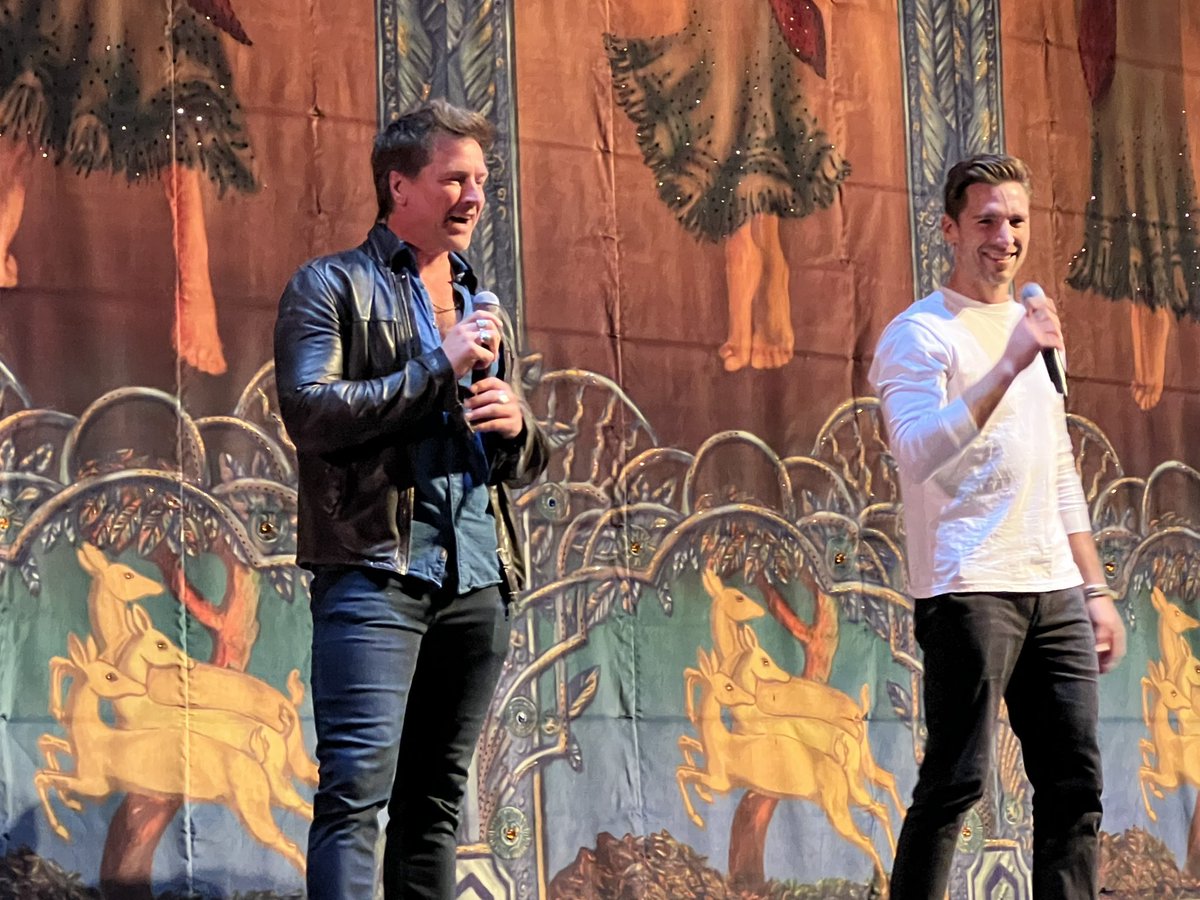 Are there any Hallmark Channel fans out there? If so, you will recognize <a href="/AWALK35/">Andrew walker</a> and <a href="/paulgreenemedia/">Paul Greene Official</a> . They cruised with friends to Ensenada and Catalina Island. Nicest ever!  #RoyalCaribbean #Ensenada #Hallmark #CatalinaIsland