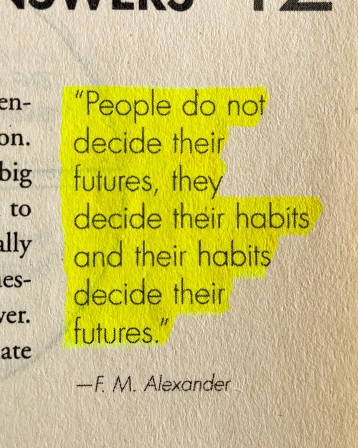 librarymindset's tweet image. 12 Quotes that will change your life in 12 months

1)