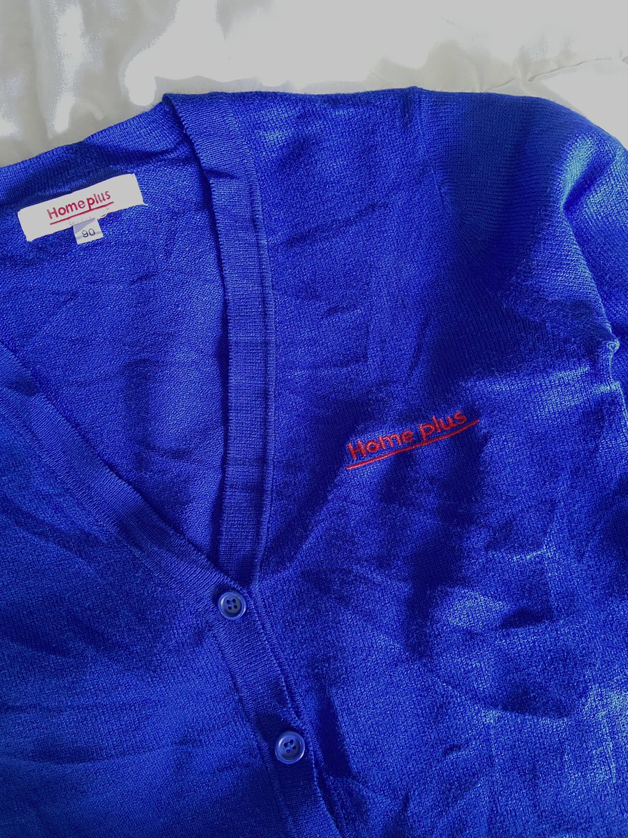 wearivn_co's tweet image. ADA YG BIRU JUGA LOHH CARDIGAN GEMES LANGSUNG AJA CEK DI IG KITA @/wearivn.co‼️‼️🌷🌷 under 100k semuaa 🛒🛒 #trift #zonauang #zonajajanᅠᅠᅠ #cardigan #triftcardigan
