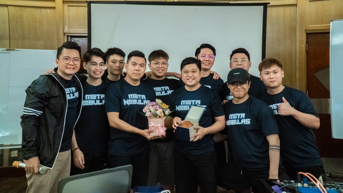 maxx_saw_'s tweet photo. 心中有梦，齐心协力，再振雄风！🤝

#maxxsaw #maxx #saw #metanebulas #meta #blockchain #crypto #NFT #DeFi #binance #PlaytoEarn #P2E #CEO #metaverse #dailyhour #IONZ #SOLARIX #MNB讲师团 #讲师团 https://t.co/G0xpbuK8d4