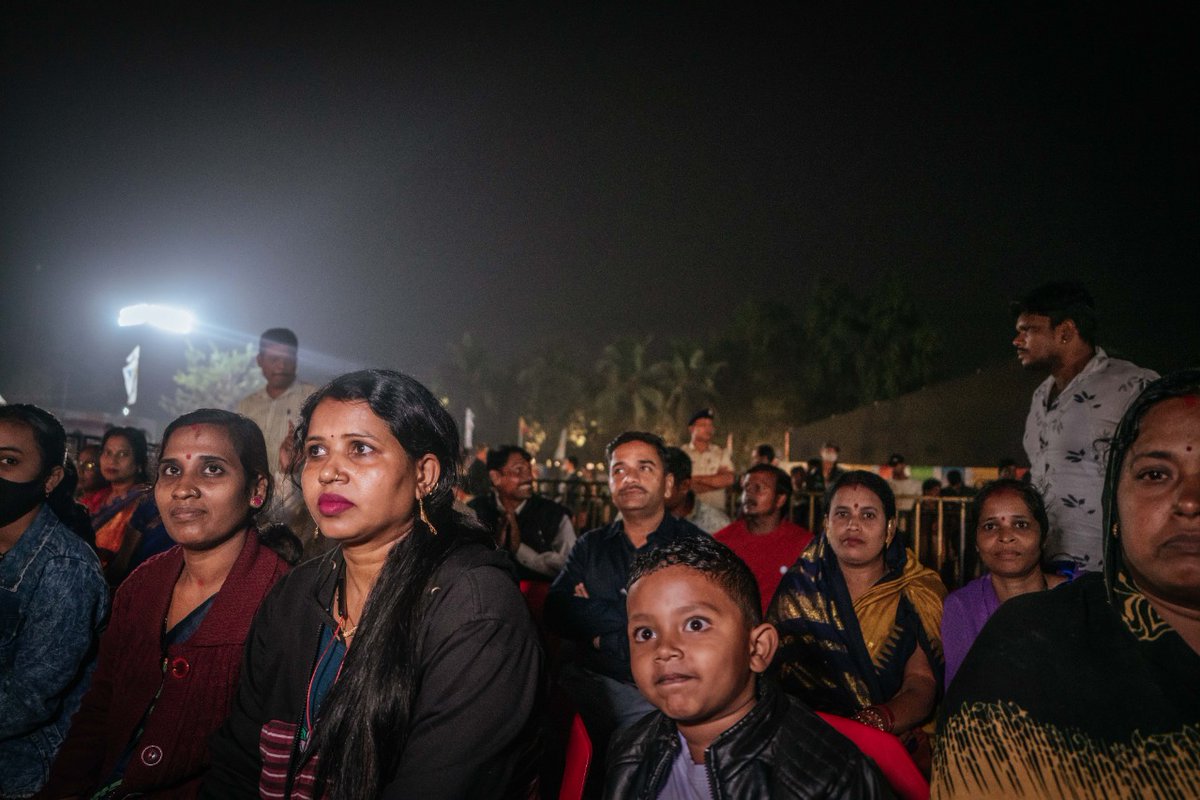 bmcbbsr's tweet photo. Residents of Biju Adarsh Colony enjoyed the #dotFEST live at IDCO Exhibition ground.

#dotFEST for all. #BhubaneswarFirst https://t.co/MH65bHtHwy