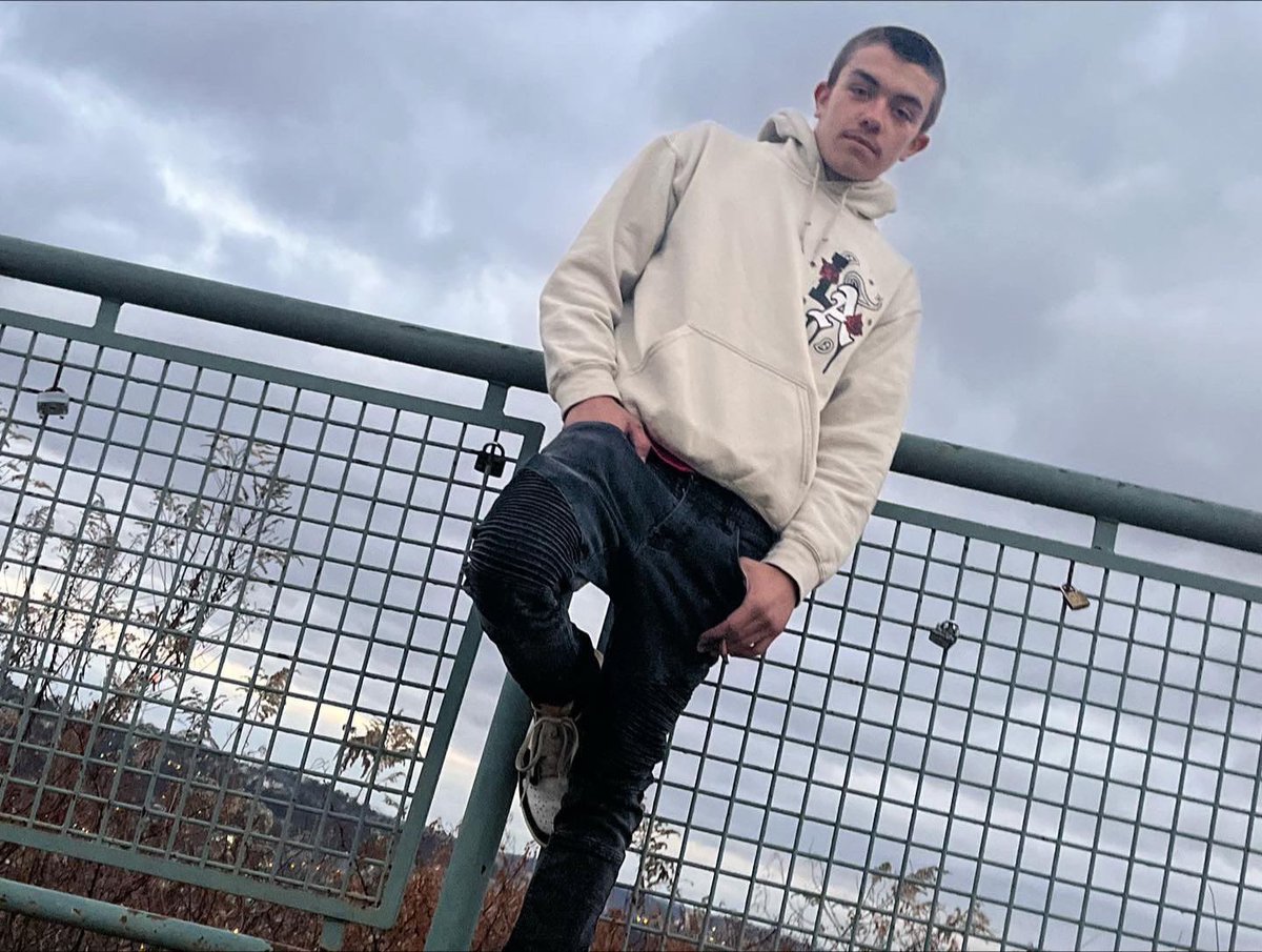 LilBoyRedd's tweet photo. 🥶 https://t.co/LCK9mAkzdD