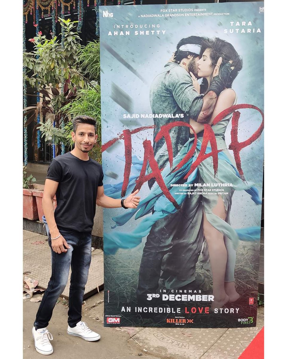 Kailash55562110's tweet image. Love ♥️🧡💖❤️💛💞 you my favorite #AhanShetty baba  ❤️😘
#Tadap 💞
@TaraSutaria mam 🤍
#TaraSutaria 
@DalpatSunielian bhai ♥️