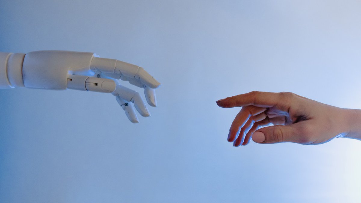 iyushp's tweet photo. Check out my latest article: Synthetic vs Natural: Contrast or Codependence https://t.co/8YLU7pcHav via @LinkedIn https://t.co/uCXKwsT9IJ