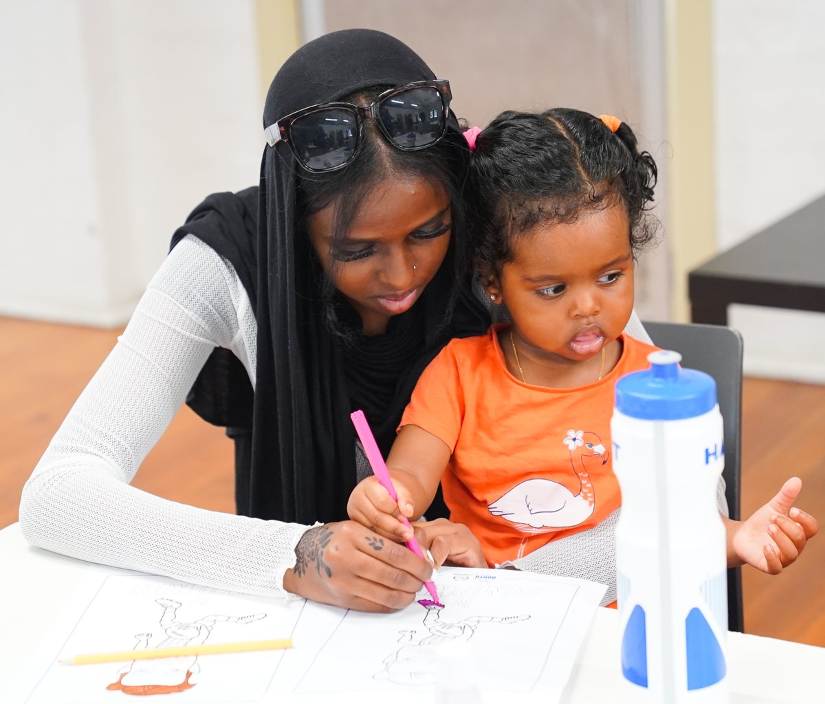 NMFCHuddle's tweet photo. Here are a few of the lovely smiling faces that joined us today for our Huddle Holiday's Picnic!

Far too hot to hang out outside - but we adapted to air-con and icy poles indoors to stay cool 🌞

#learn #grow #belong https://t.co/J946CWHrY4