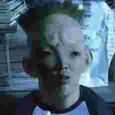 すっぴんがGANTZのネギ星人の子供に似てるってコメント付いてググっ