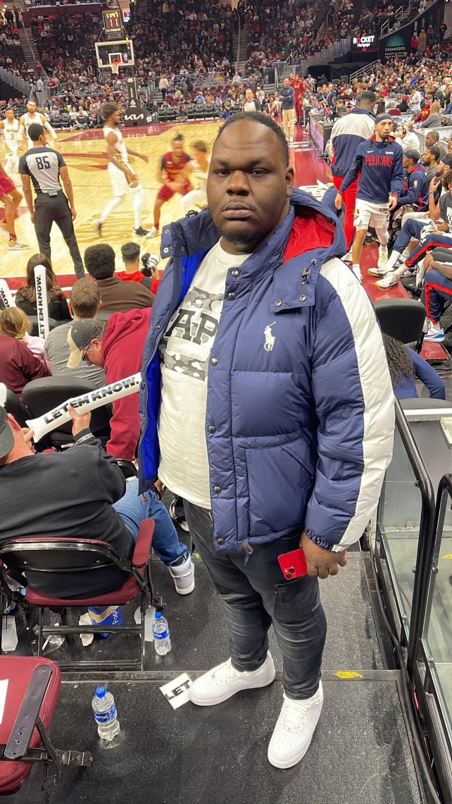 ripxtraman's tweet photo. Just talked to to Booman he told me get back in my bag in Ohio but the rental plates say Iβm from the Nash #LLJX #LLHamm https://t.co/DFAPHC65fW