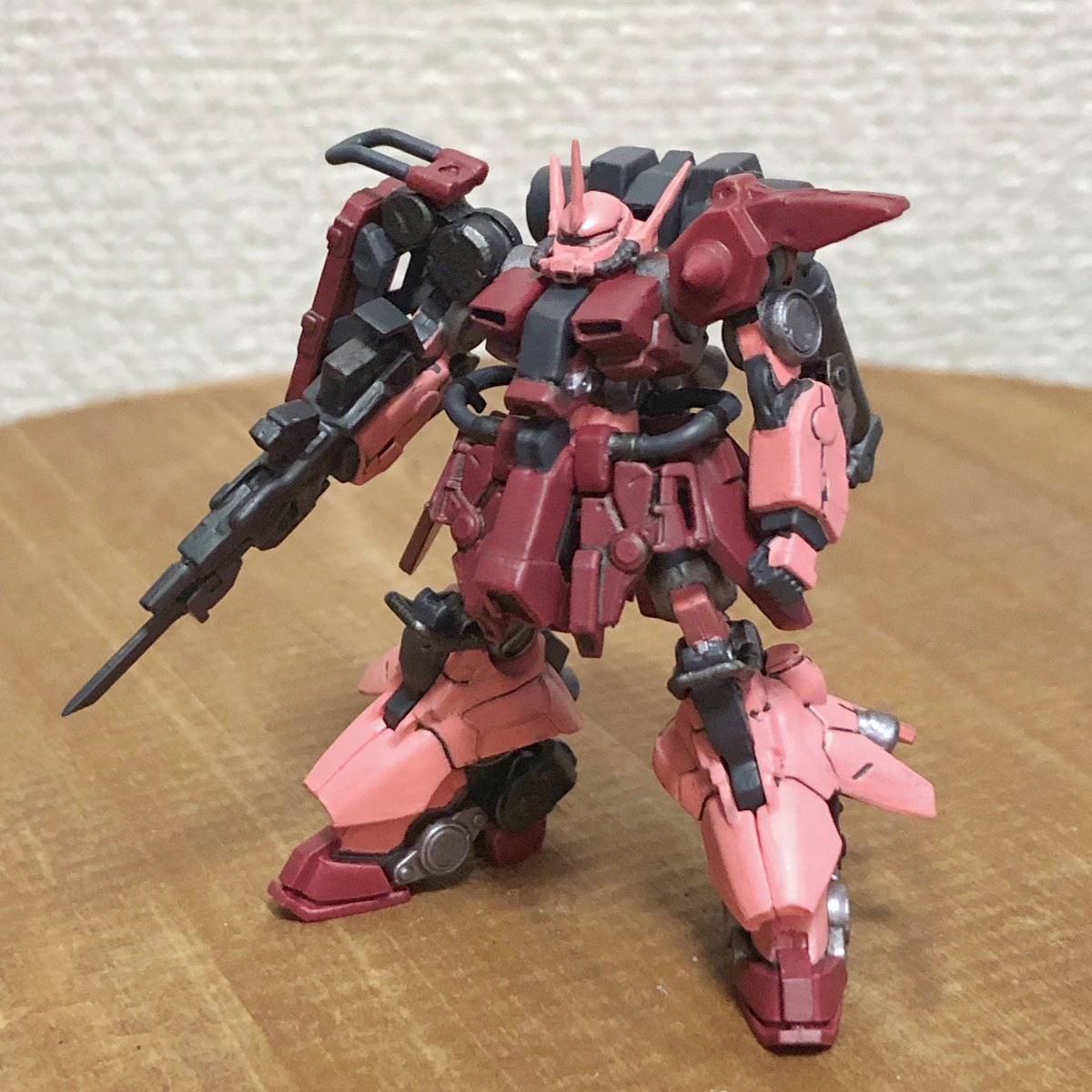 key_gundam_tw's tweet photo. #ガンダムアーティファクト
#ザクⅢ改
組んで放置してたザクⅢも #トワイライトアクシズ の #ダントンハイレッグ 仕様に塗って完成✨
こんなちっさいのよく塗れたw
上手い人尊敬です😆
#keys_library https://t.co/er0ZdstV4W