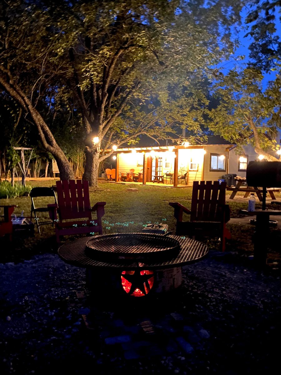 We have officially simplified the per night rates for our cottages in Medina, Texas. Including direct bookings. #riolunacottages  #medinatx #texashillcountry #threetwistedsisters #lostmaples #gardnerstatepark

riolunacottages.com